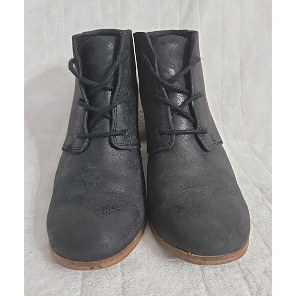 TOMS Lunata Black Suede Lace Up Ankle‎ Bootie Wood Stack Chunky Dressy Heels Sz6 - Picture 2 of 11
